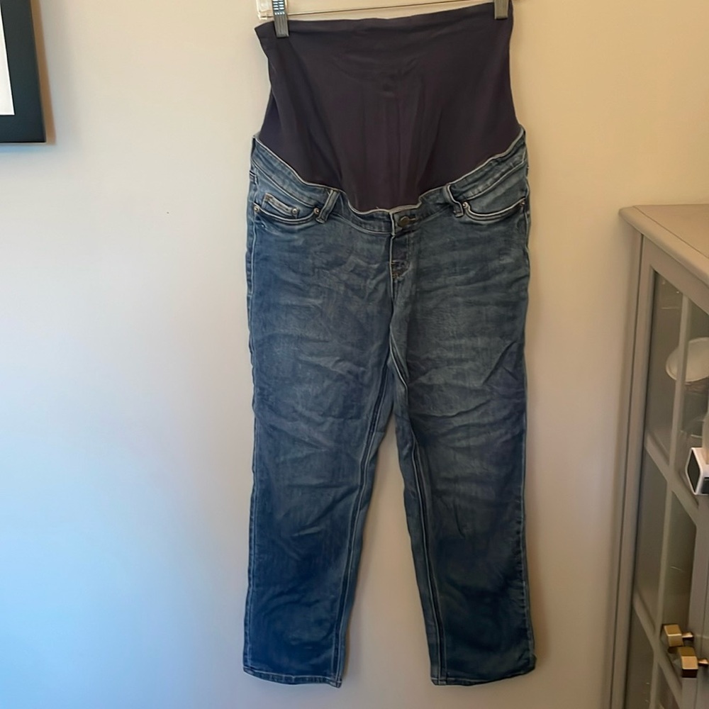 Maternity straight leg jeans, size small. By Mama Maternite.
